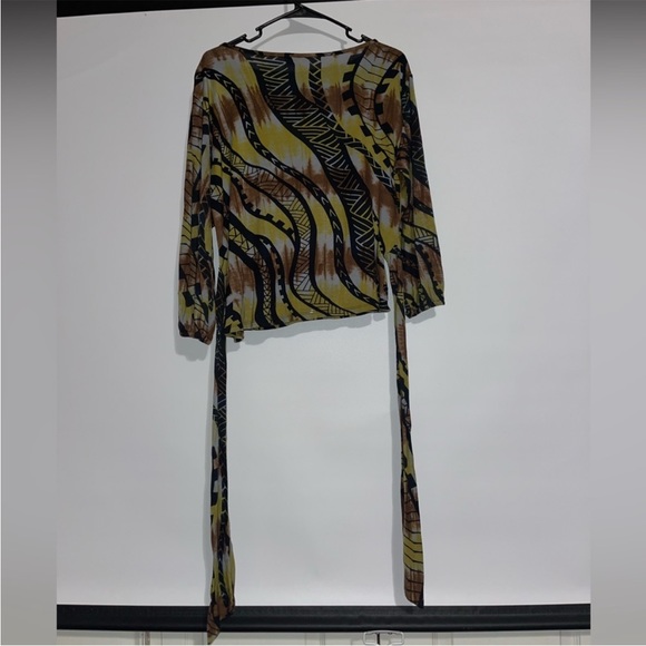 Hawaiian Women's Missing Polynesia size 0 brown green black and gray blouse - Picture 2 of 8